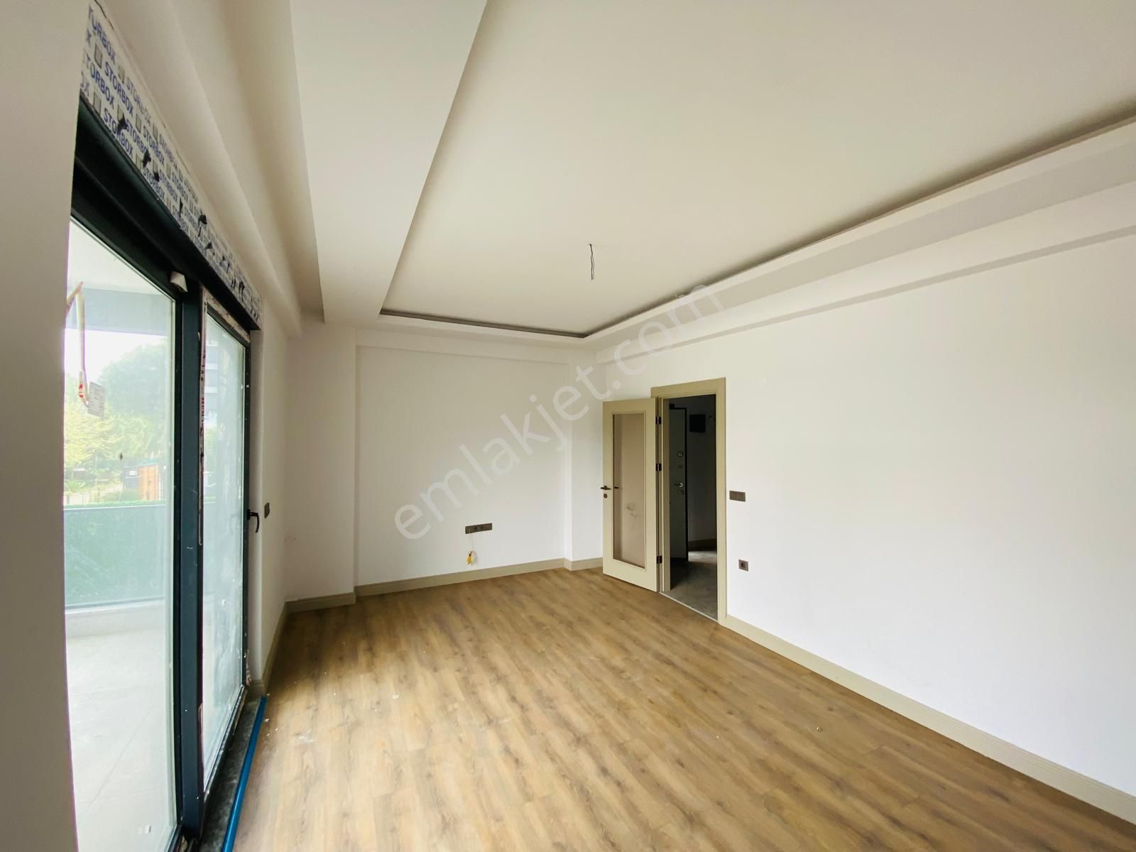 Vitrinden Çamlıbelde Denize 200 M Mesafede 3+1 Trıpleks - Görsel 9