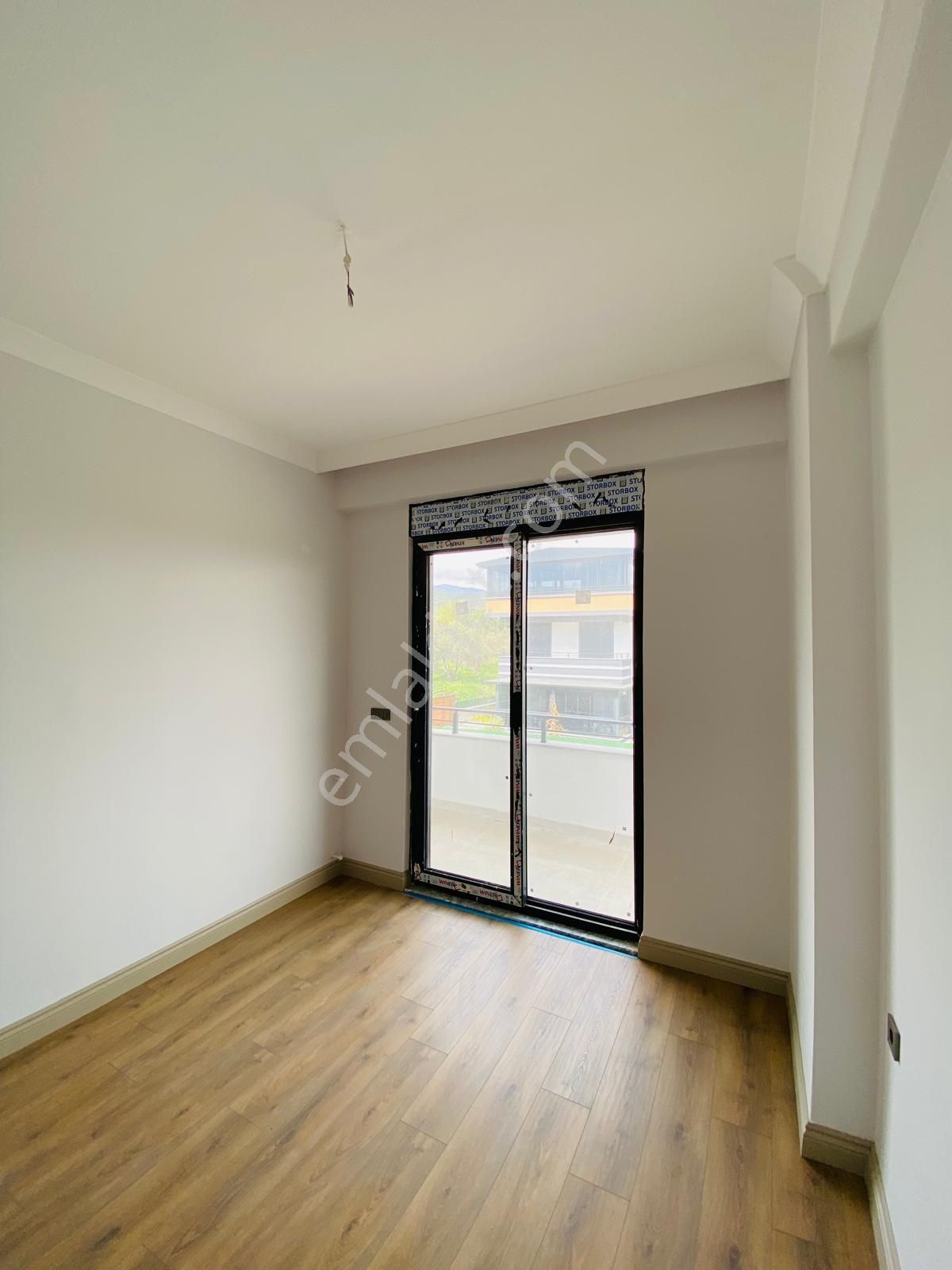 Vitrinden Çamlıbelde Denize 200 M Mesafede 3+1 Trıpleks - Görsel 29