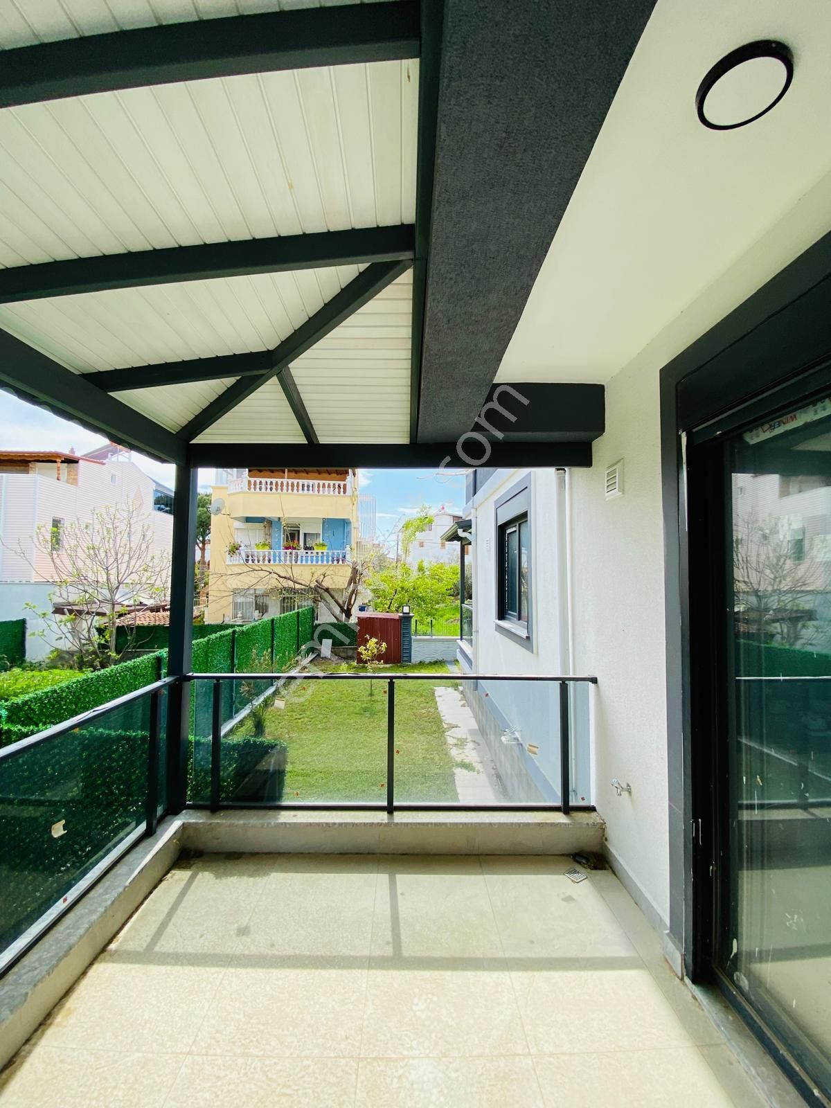 Vitrinden Çamlıbelde Denize 200 M Mesafede 3+1 Trıpleks - Görsel 19