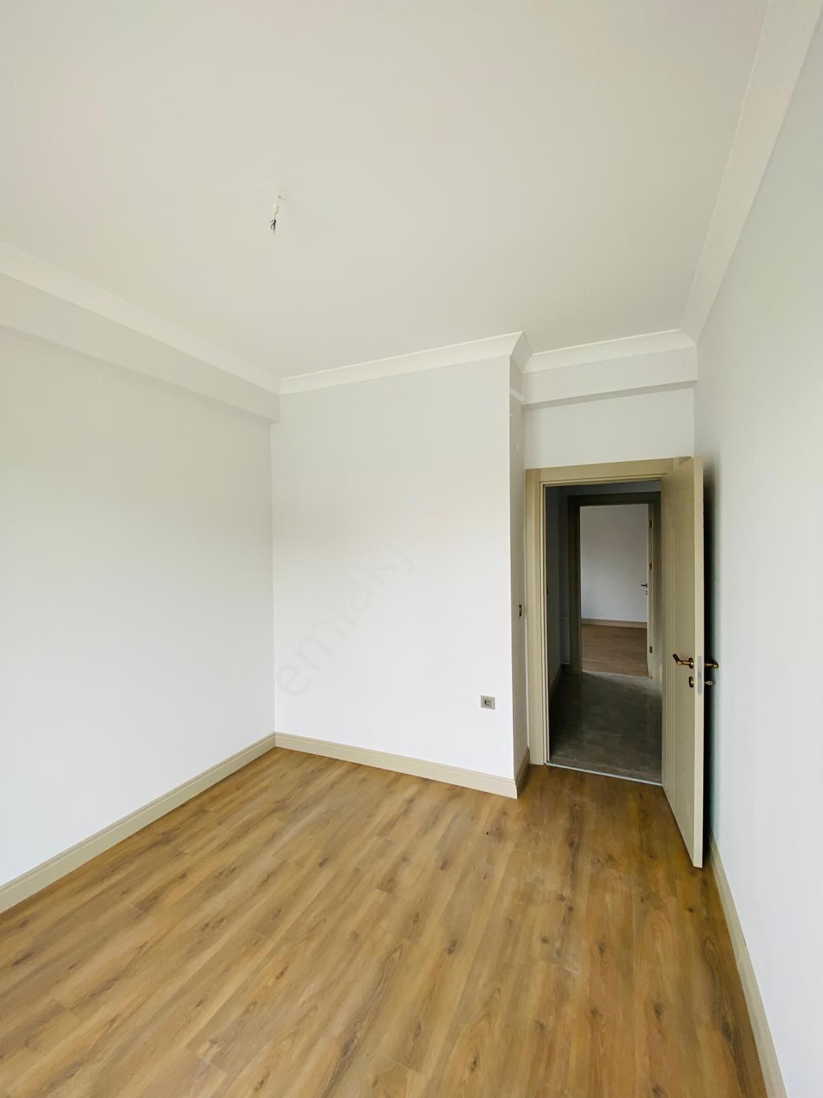 Vitrinden Çamlıbelde Denize 200 M Mesafede 3+1 Trıpleks - Görsel 32