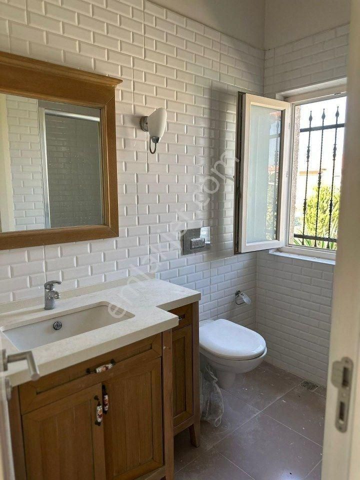 İzmir Çeşme Alaçatı Havuzlu Site İçinde Satılık Taş Ev Villa - Görsel 22