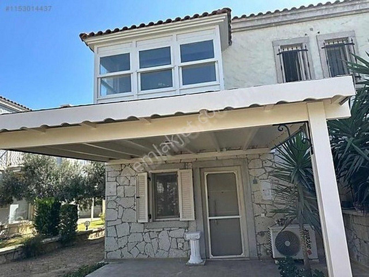 İzmir Çeşme Alaçatı Havuzlu Site İçinde Satılık Taş Ev Villa - Görsel 11