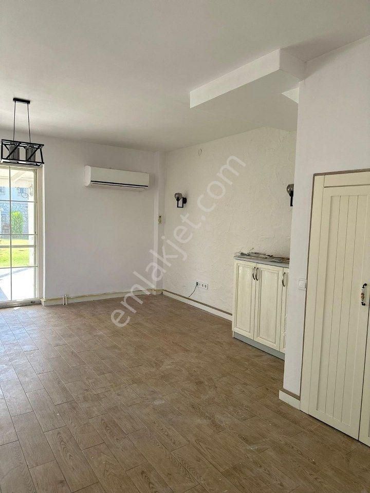 İzmir Çeşme Alaçatı Havuzlu Site İçinde Satılık Taş Ev Villa - Görsel 29