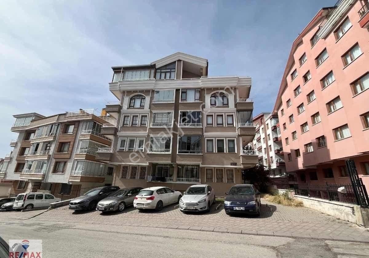 Mükemmel Manzaralı Merkezi Konumda Kaçırılmayacak Fırsat Geniş 3+1 Daire