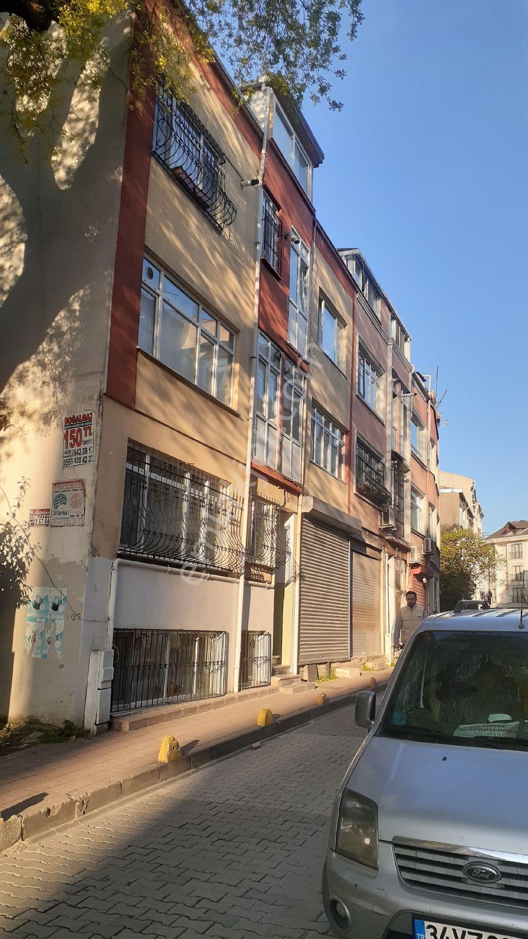 Fatih Kocamustafapaşa Sümbülefendi Yedişehitler De Geniş Bahçekatı.. - Görsel 3