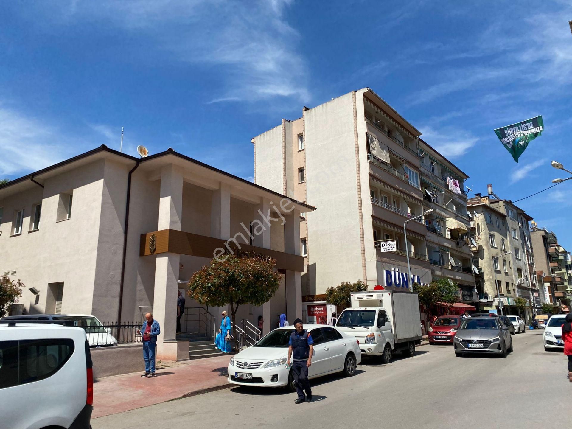 Kardeş Gayrimenkul Den Şehir Merkezinde 3+1 130m2 Daire