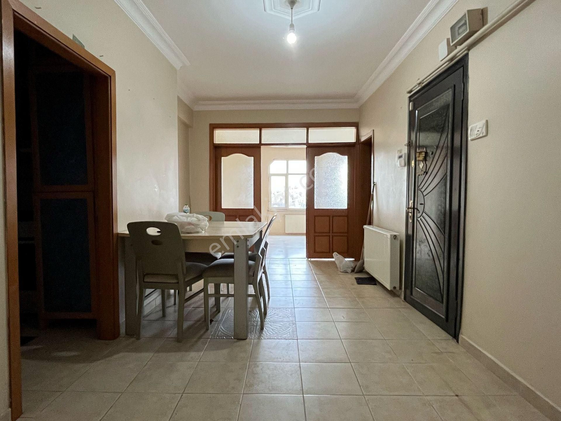 Bağcılar Barbaros Mahallesi Kiralık 3+1 Daire