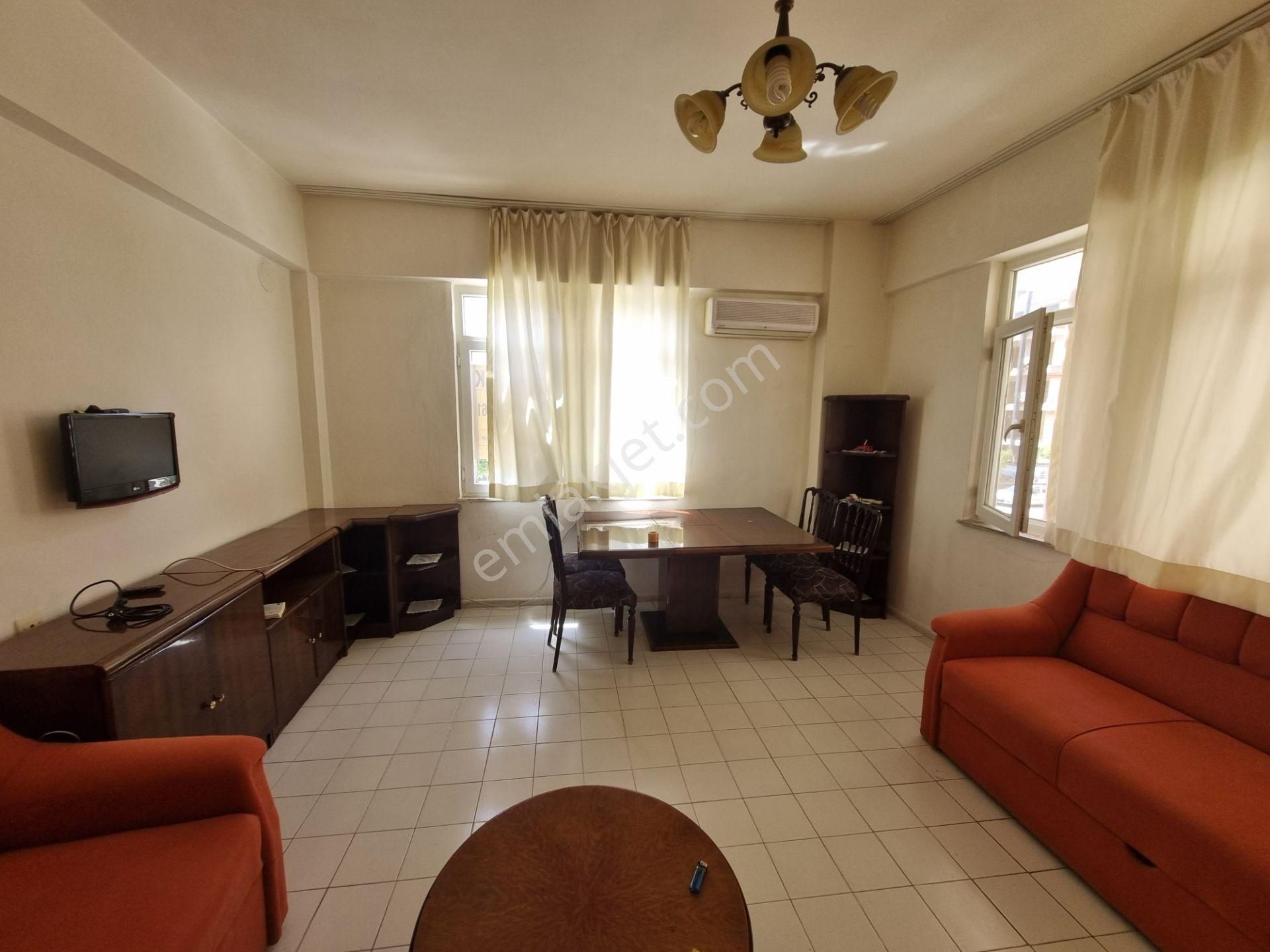 Mahmutlar Barbaros Caddesi’nde Kiralık Kısmi Eşyalı 2+1 Daire - Görsel 11