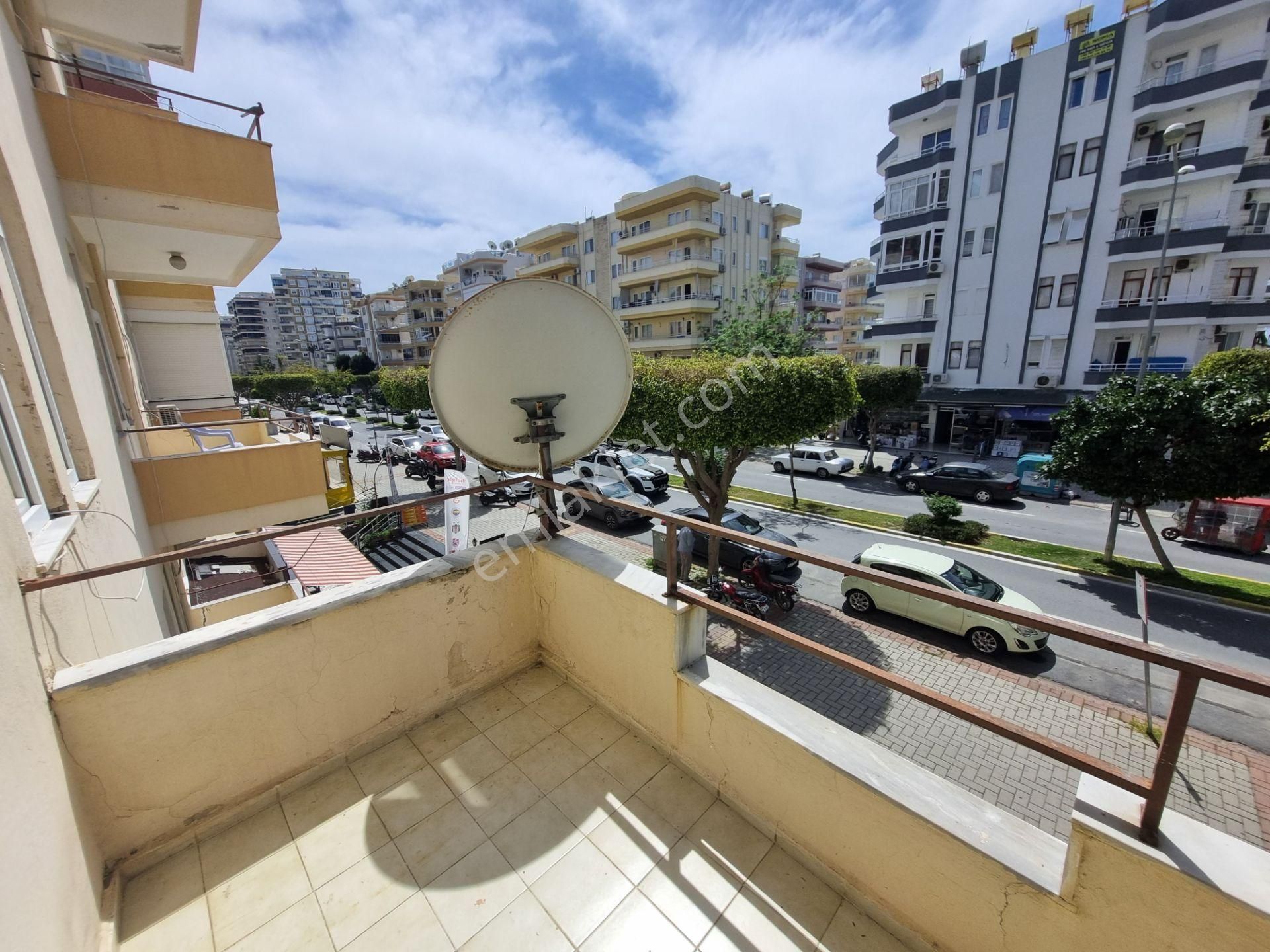 Mahmutlar Barbaros Caddesi’nde Kiralık Kısmi Eşyalı 2+1 Daire - Görsel 7