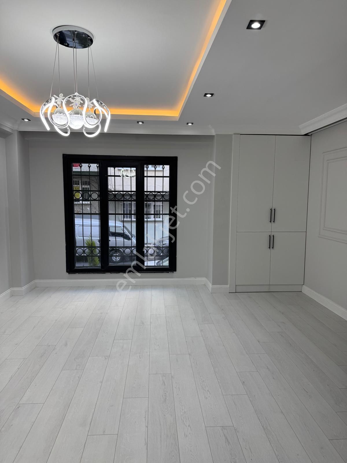 Yeni Mahallede Duygu Hastanesinin Üstünde Satılık Yüksek Giriş - Görsel 3