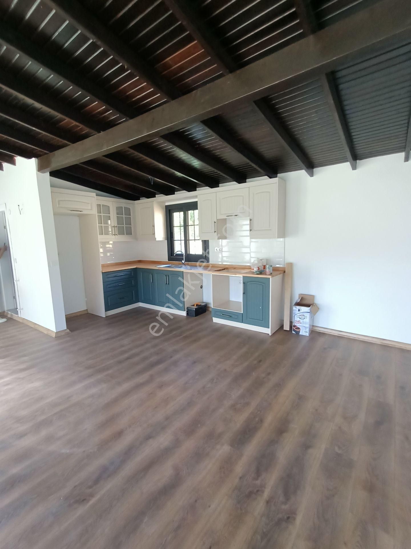 Kavacık Köyünde Restorasyonu Tamamlanmış Müstakil Taş Ev