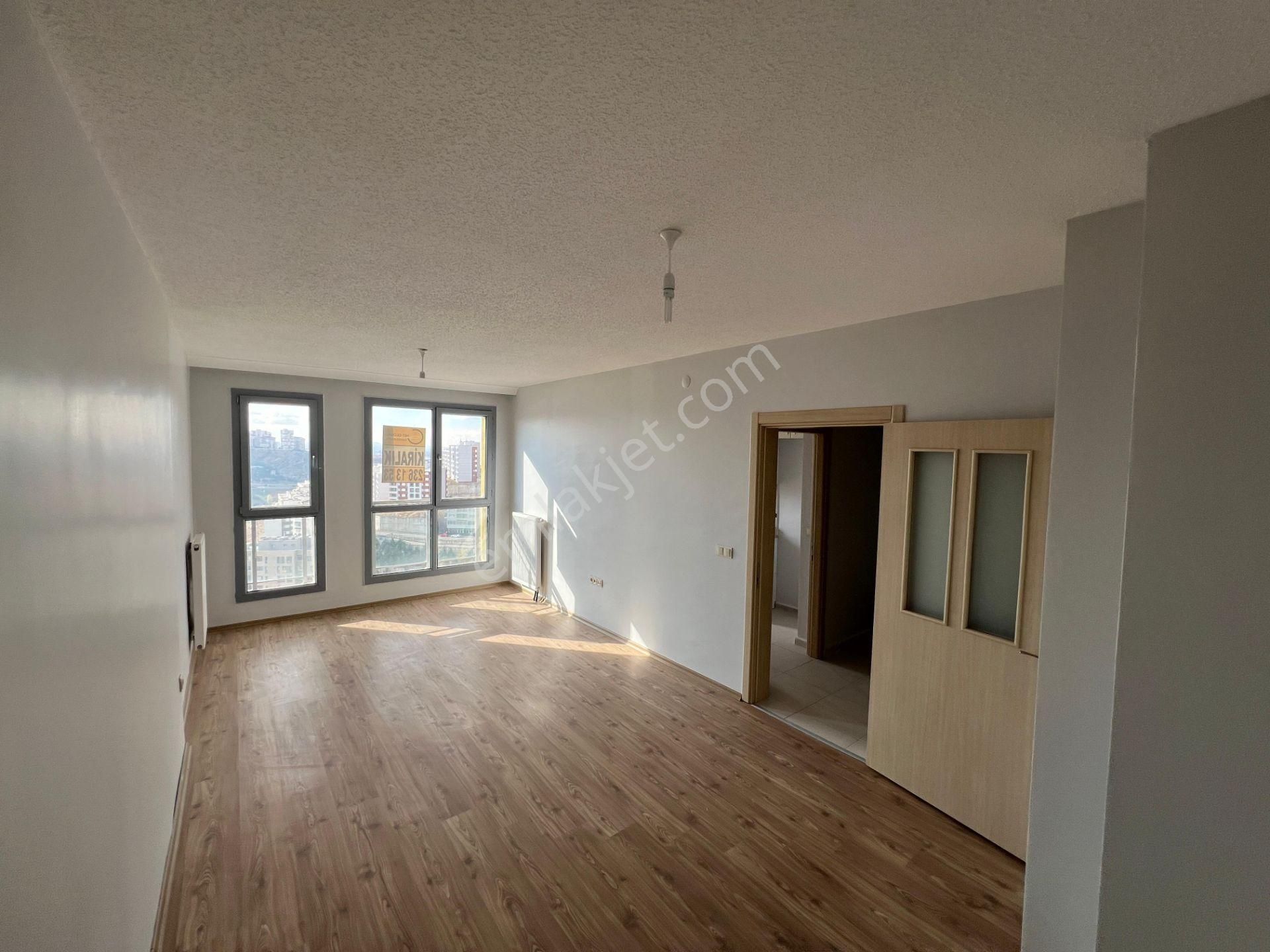 Krc'den Katta Manzaralı Kiralık 2+1 Daire - Görsel 8