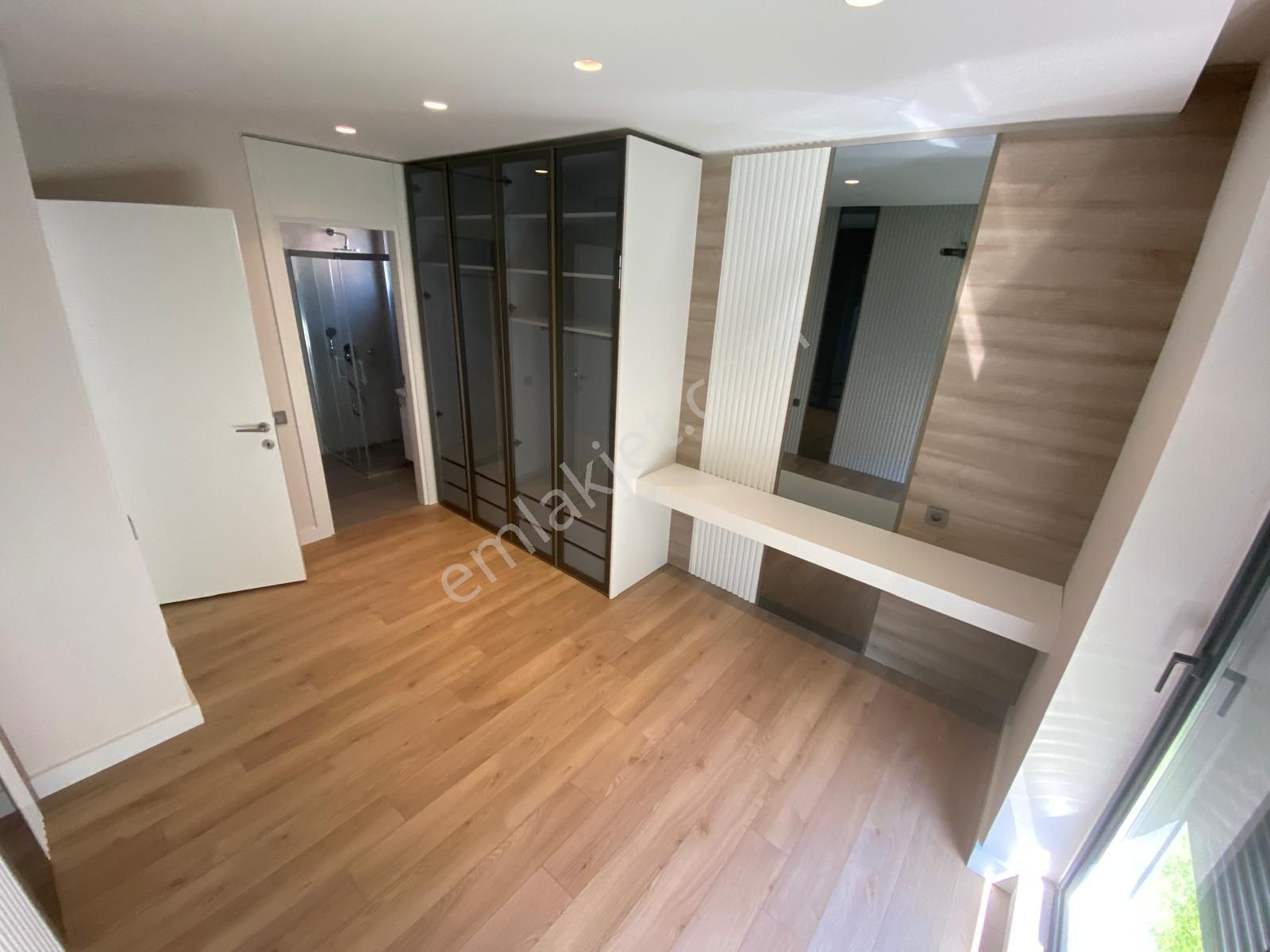 Site İçi Şık Bahçe Kullanımlı 2+1 - Görsel 27