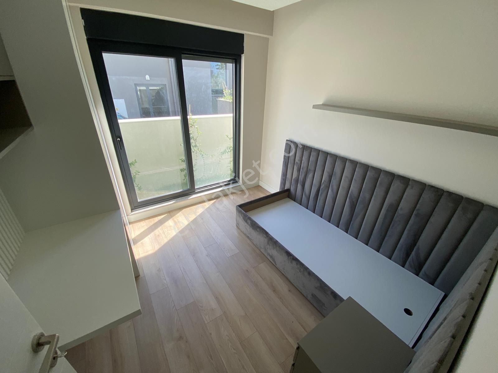 Site İçi Şık Bahçe Kullanımlı 2+1 - Görsel 28