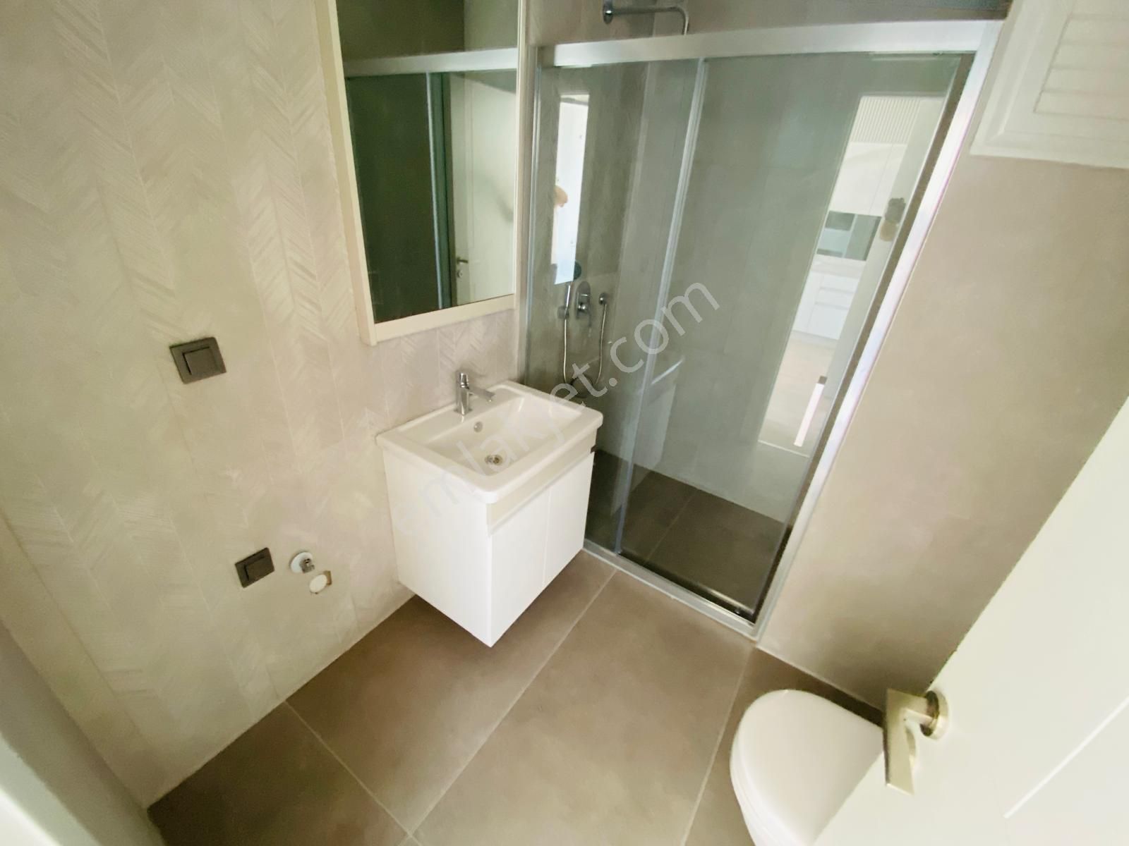 Site İçi Şık Bahçe Kullanımlı 2+1 - Görsel 19