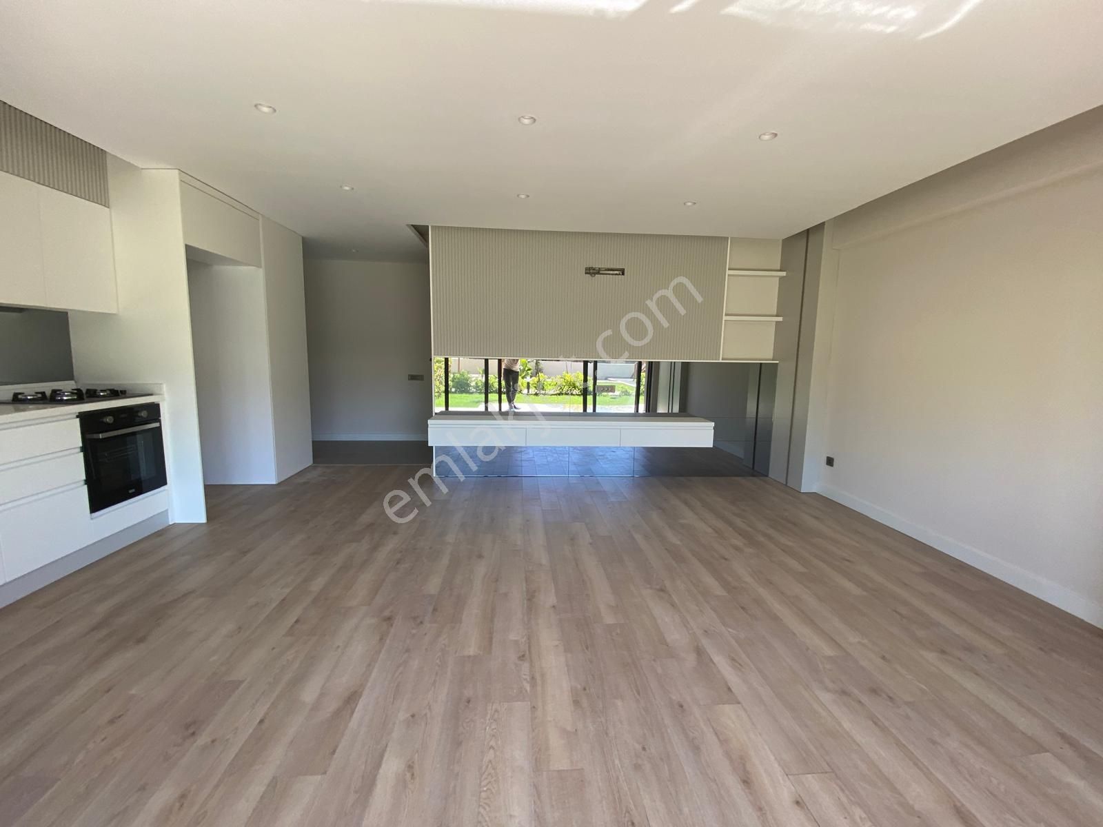 Site İçi Şık Bahçe Kullanımlı 2+1 - Görsel 33