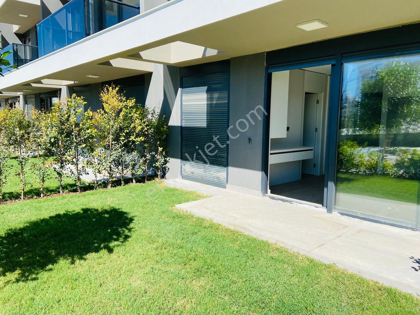 Site İçi Şık Bahçe Kullanımlı 2+1 - Görsel 14