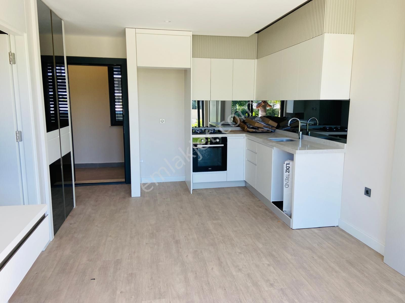 Site İçi Şık Bahçe Kullanımlı 2+1 - Görsel 11