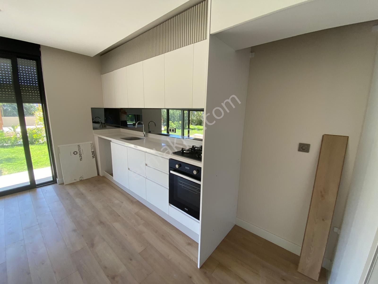 Site İçi Şık Bahçe Kullanımlı 2+1 - Görsel 30