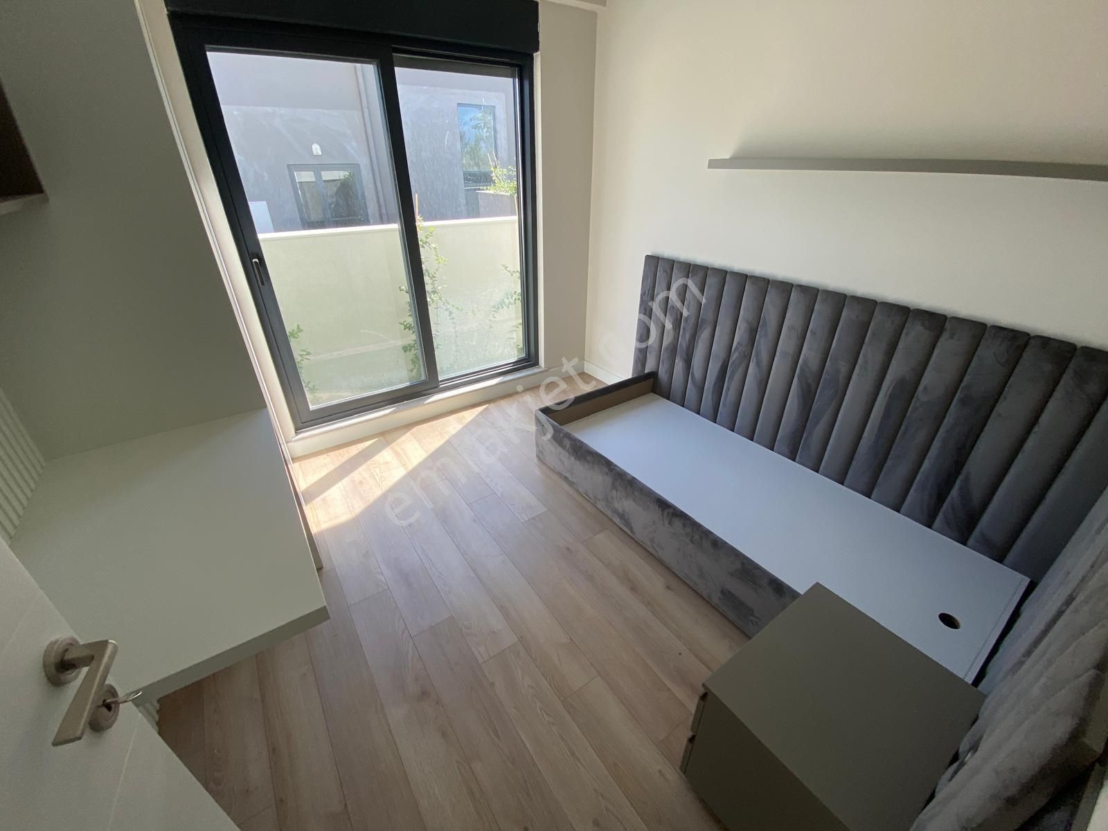 Site İçi Şık Bahçe Kullanımlı 2+1 - Görsel 29