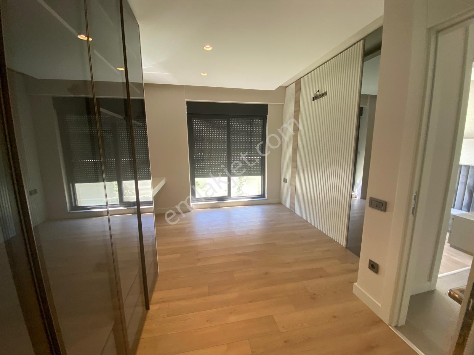 Site İçi Şık Bahçe Kullanımlı 2+1 - Görsel 22