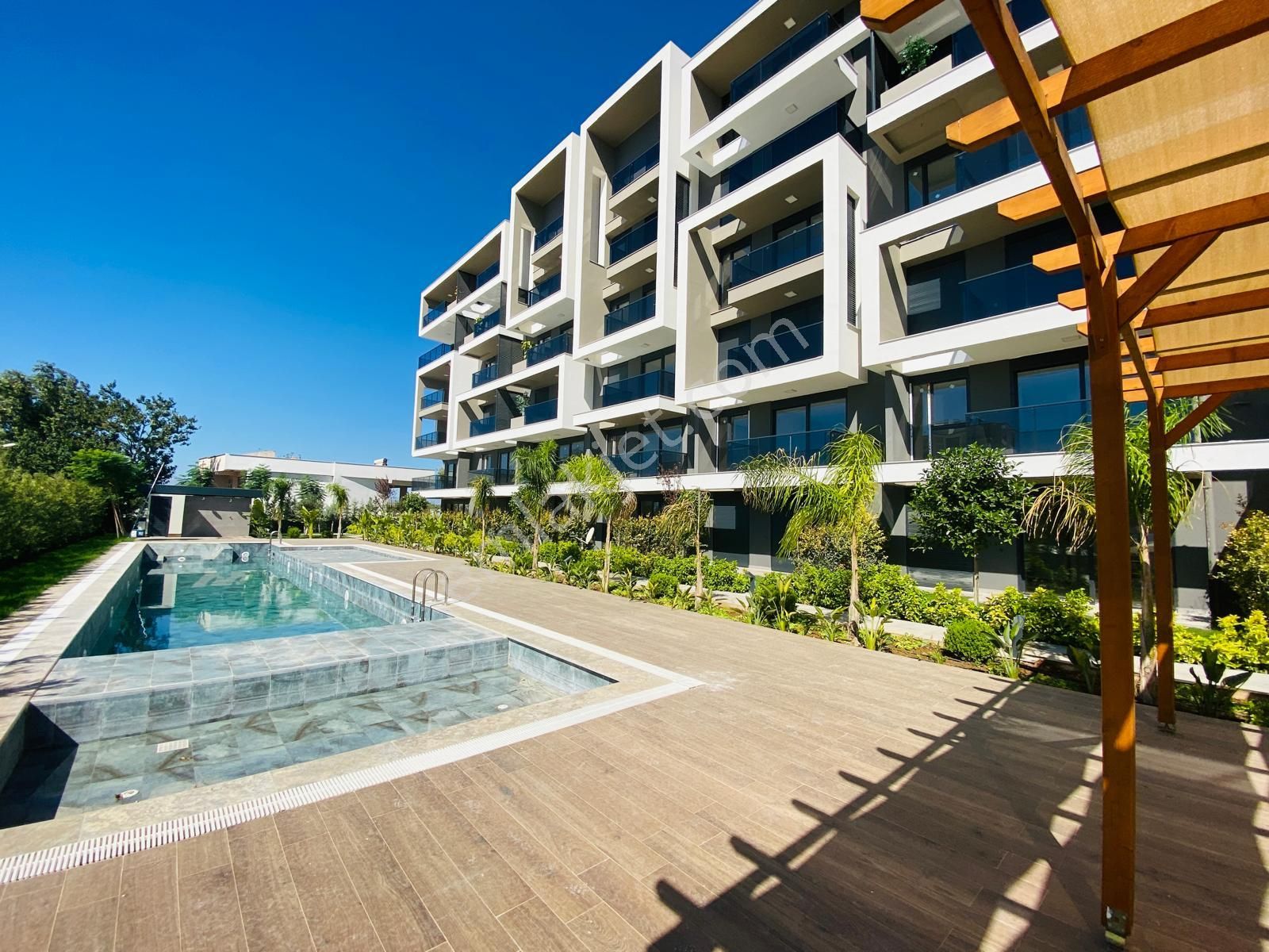 Site İçi Özel Projeli Katta 1+1 - Görsel 20