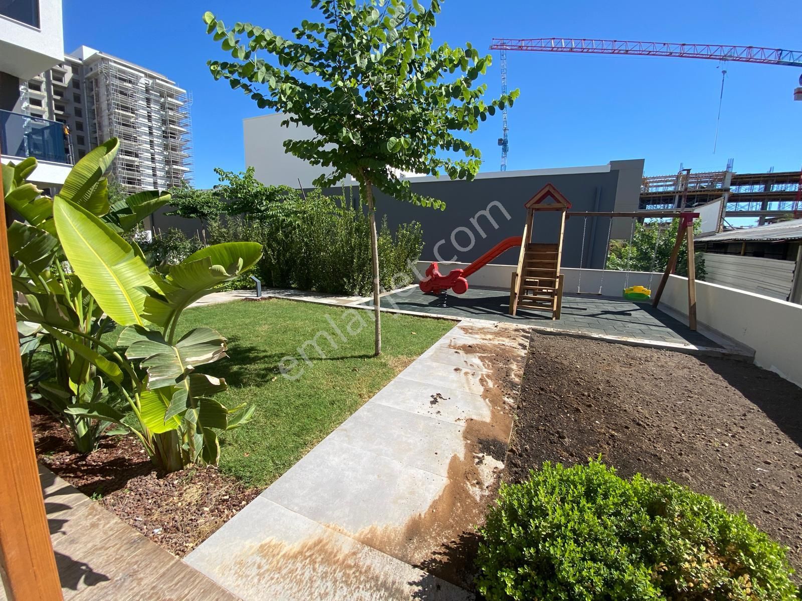 Site İçi Özel Projeli Katta 1+1 - Görsel 15