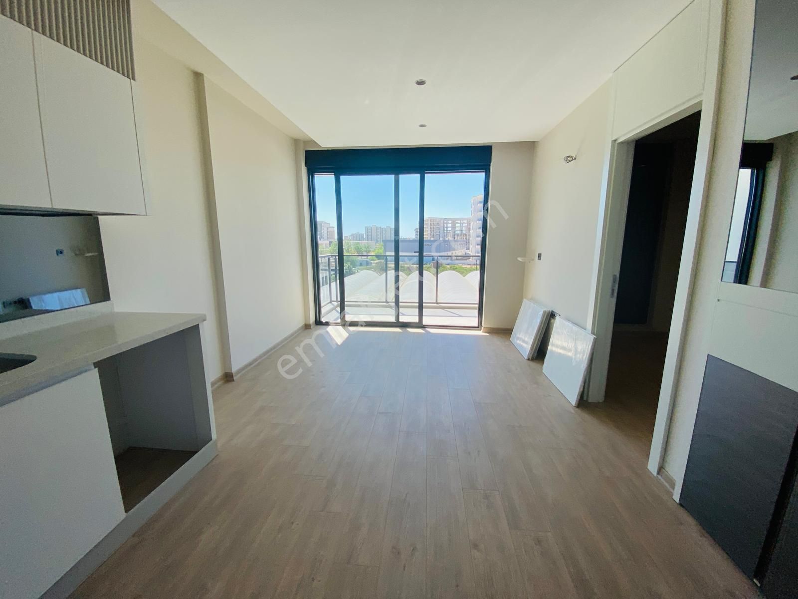 Site İçi Özel Projeli Katta 1+1 - Görsel 9