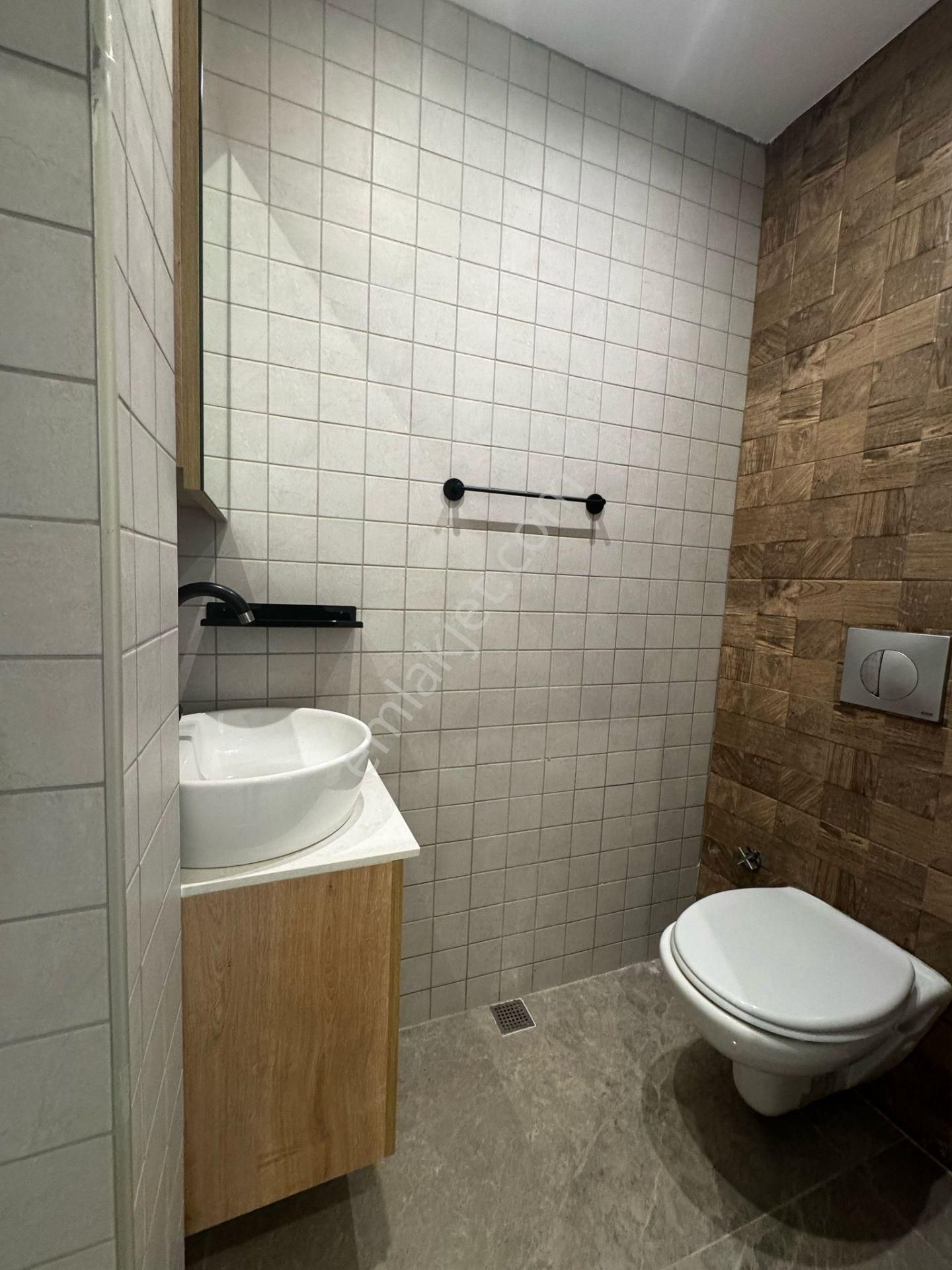 Metrobüse 5 Dk Ultra Lüks 2+1 120 M2 Tertemiz Modern Satılık Daire - Görsel 33