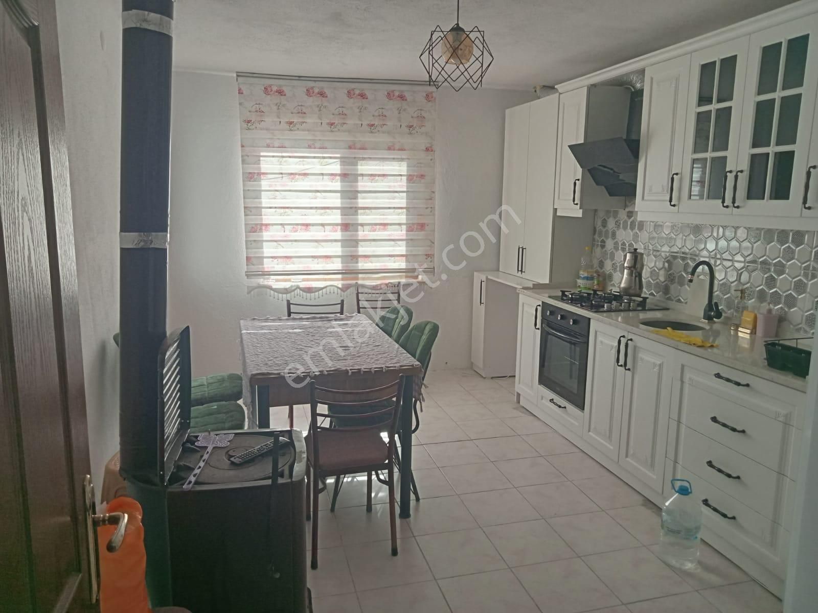 Manyas Çarşı Mahallesin'de Satılık Müstakil Ev - Görsel 8