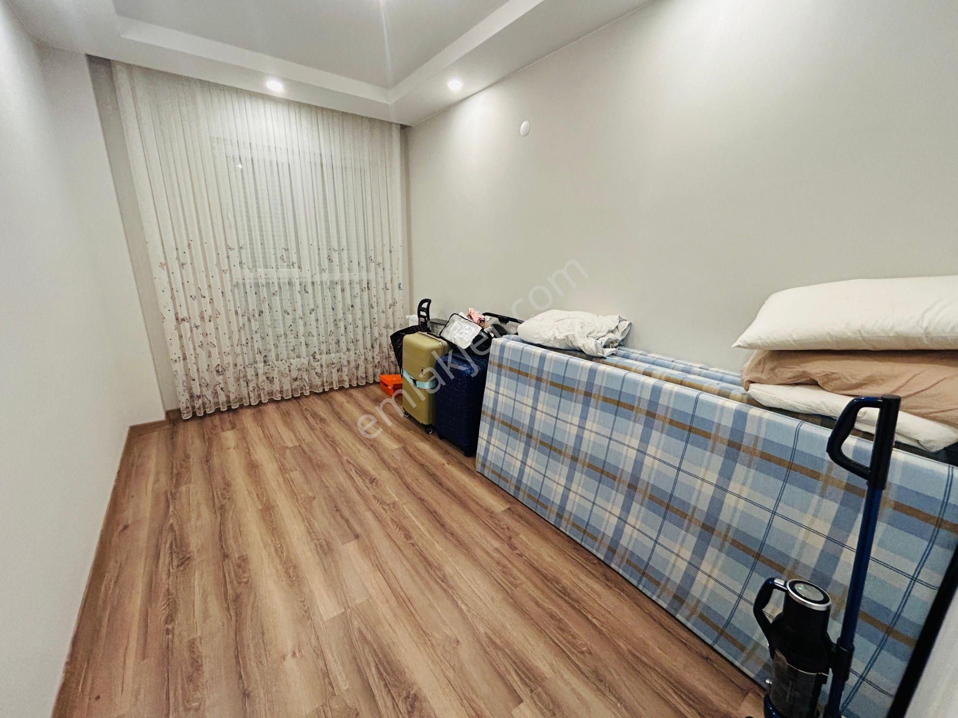 4+1 Arakat Doğalgazlı Elektrikli Panjurlu 160 M² Daire - Görsel 8
