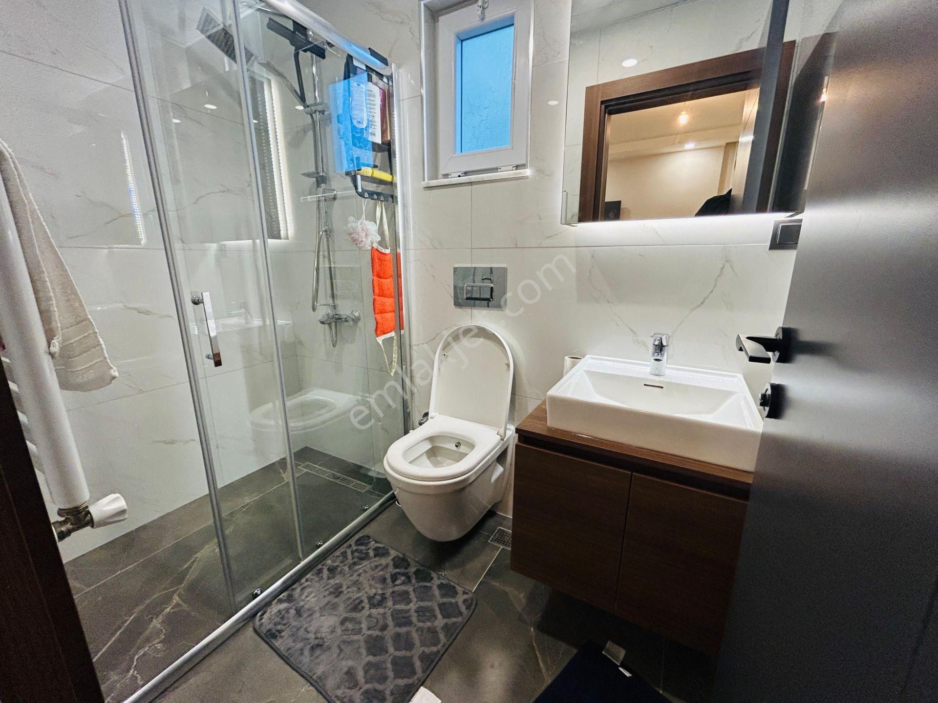 4+1 Arakat Doğalgazlı Elektrikli Panjurlu 160 M² Daire - Görsel 12