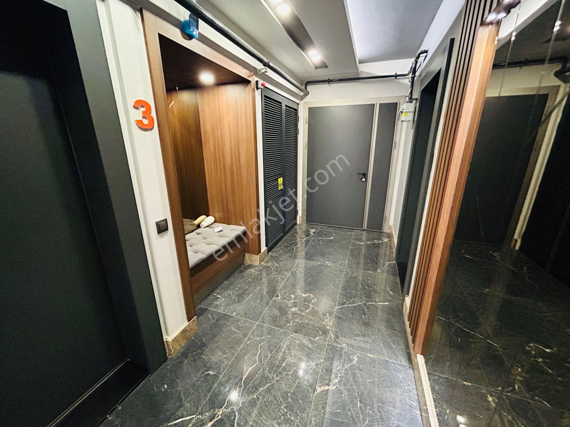 4+1 Arakat Doğalgazlı Elektrikli Panjurlu 160 M² Daire - Görsel 24