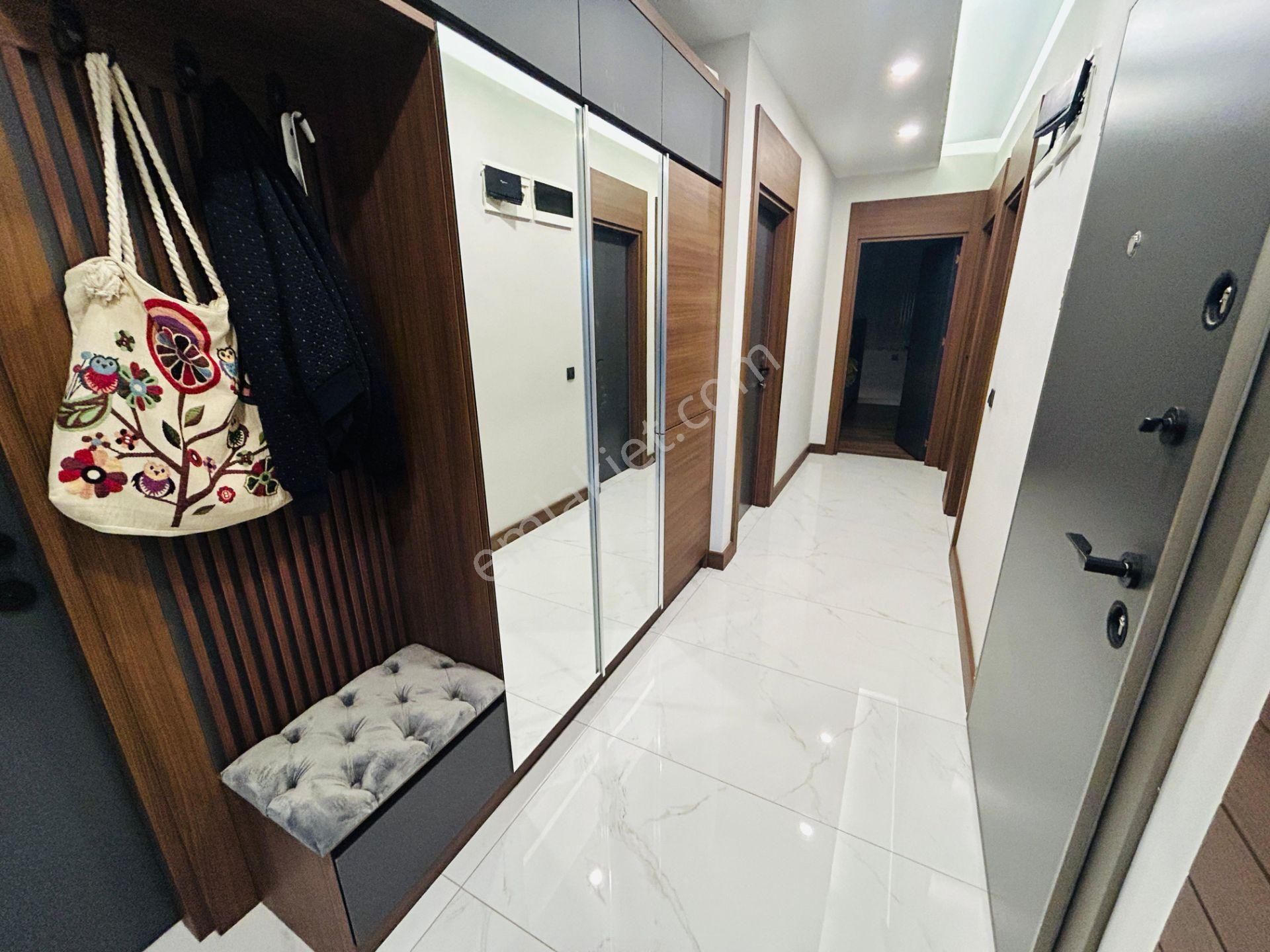 4+1 Arakat Doğalgazlı Elektrikli Panjurlu 160 M² Daire - Görsel 20