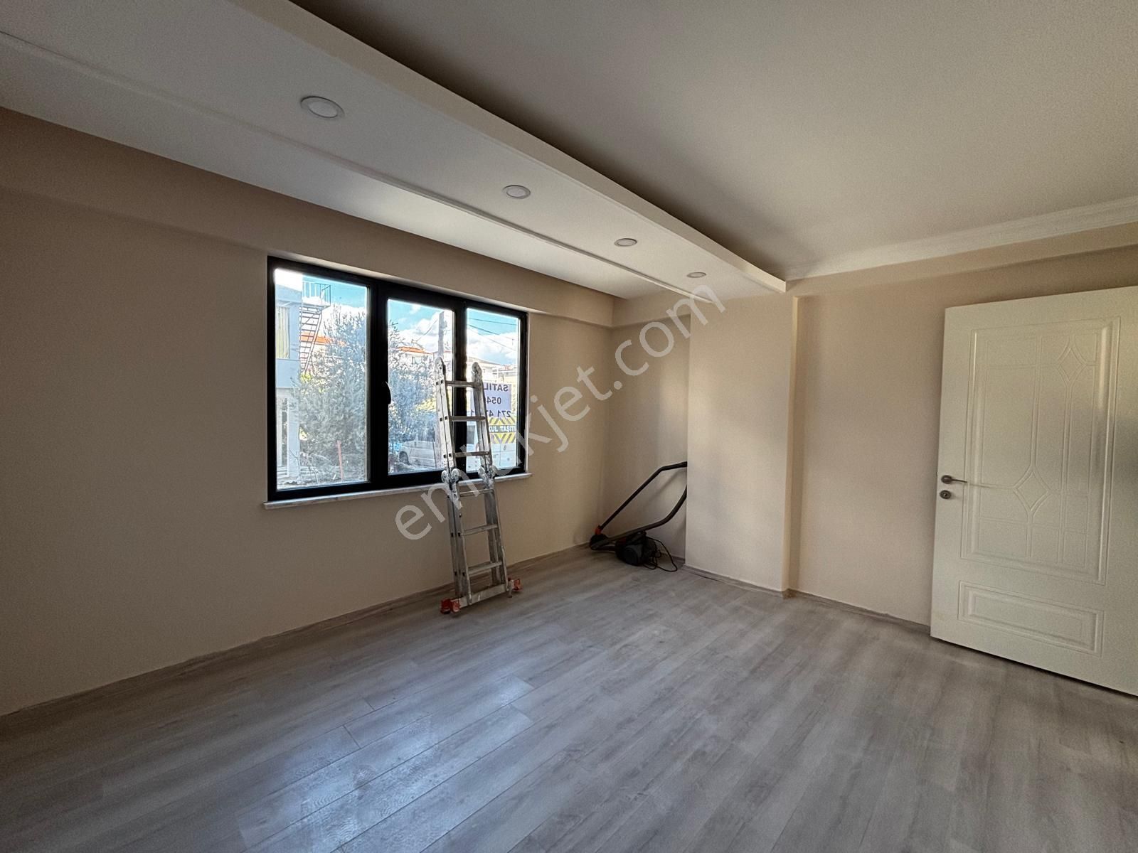 Dalamanda Dost Emlaktan Karaçalıda 1+1 Satılık Daire - Görsel 25