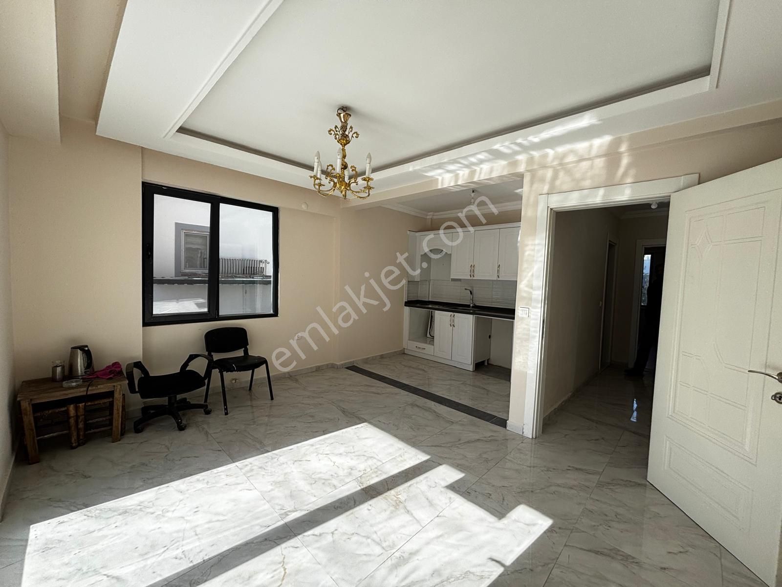 Dalamanda Dost Emlaktan Karaçalıda 1+1 Satılık Daire - Görsel 10