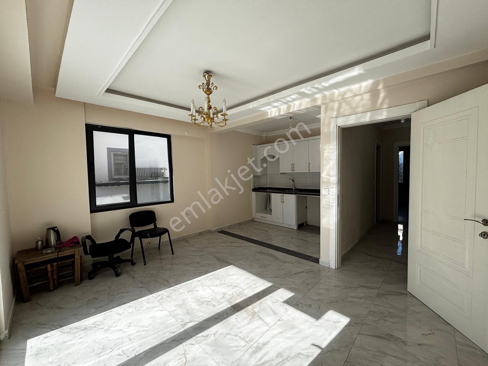 Dalamanda Dost Emlaktan Karaçalıda 1+1 Satılık Daire - Görsel 9