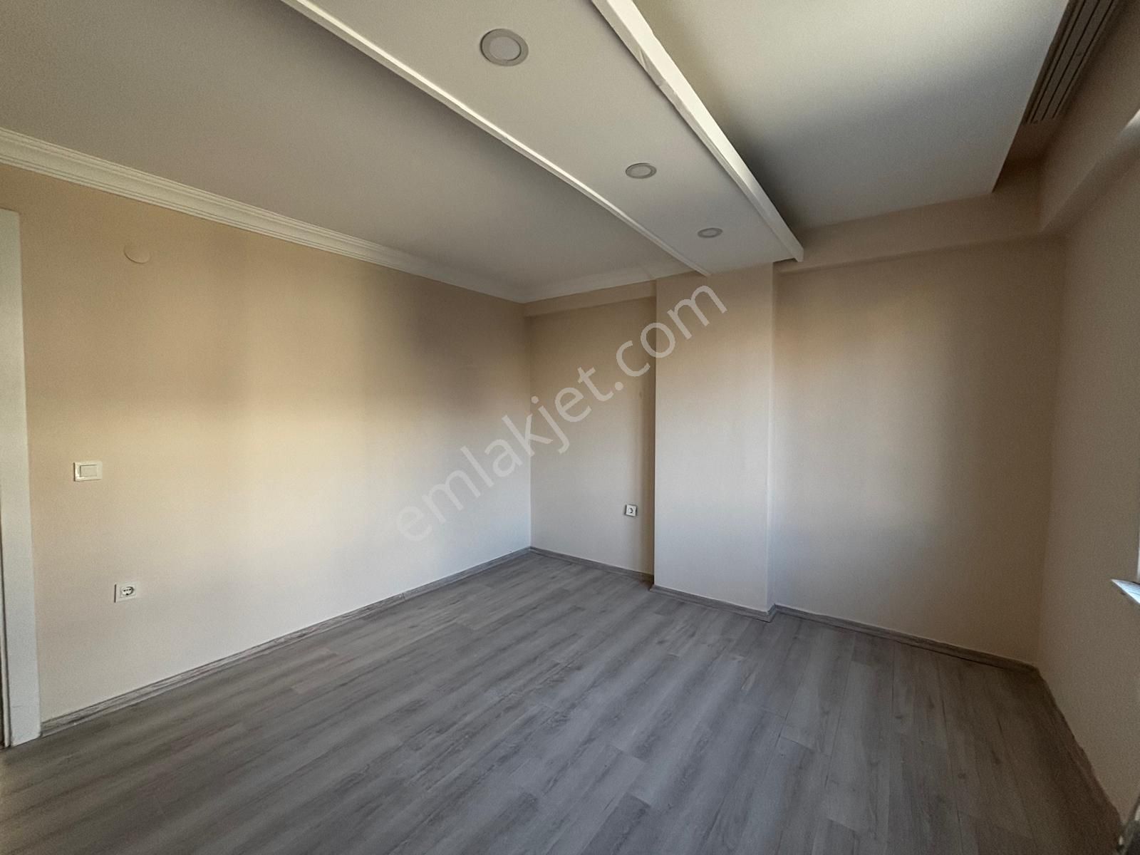 Dalamanda Dost Emlaktan Karaçalıda 1+1 Satılık Daire - Görsel 26