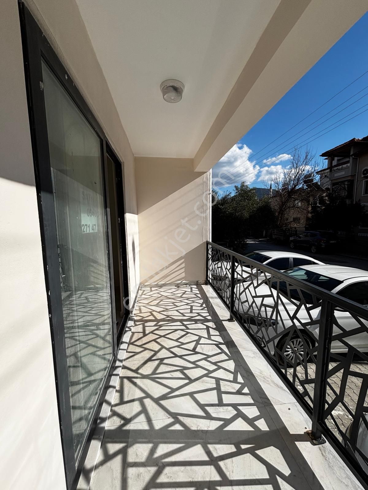 Dalamanda Dost Emlaktan Karaçalıda 1+1 Satılık Daire - Görsel 16