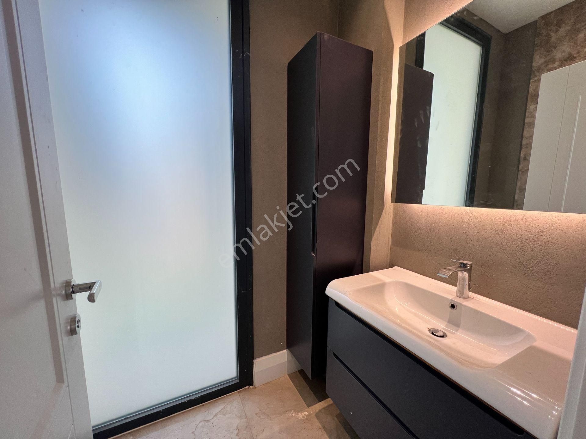 Bodrum Kızılağaç Güvenlikli Sitede Havuzlu Lüks 7+1 Villa - Görsel 26