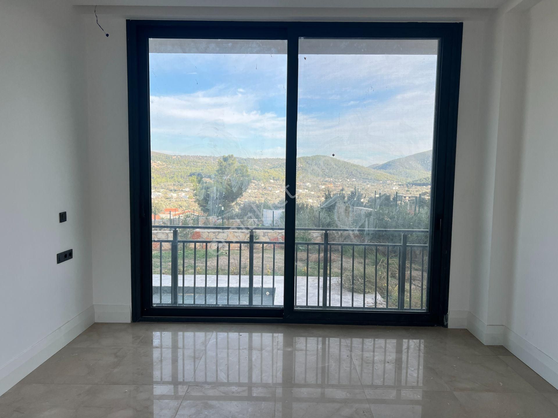 Bodrum Kızılağaç Güvenlikli Sitede Havuzlu Lüks 7+1 Villa - Görsel 5