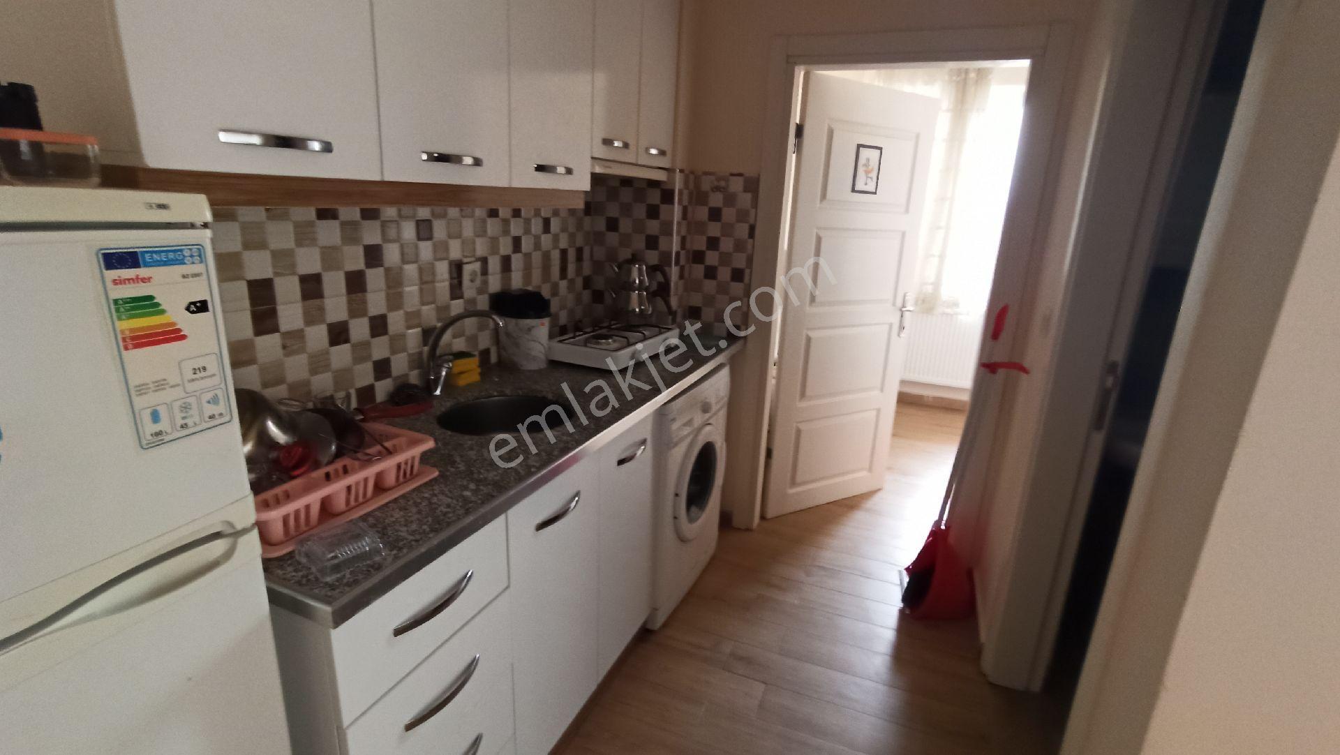 İskender Mah. Cadde Üzerinde Ara Katta Eşyalı Apart - Görsel 15