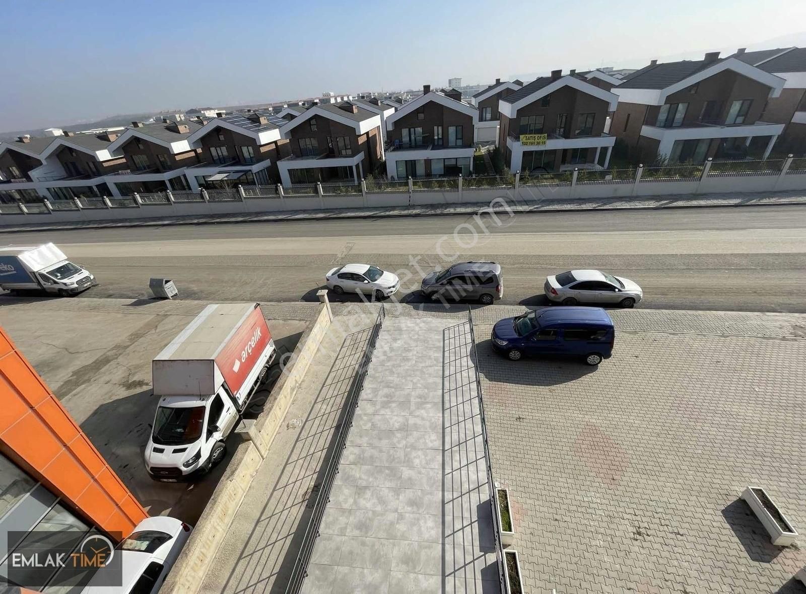 Cadde Üzeri Depolu Ve Bahçeli 3 Katlı Komple Dükkan - Görsel 17