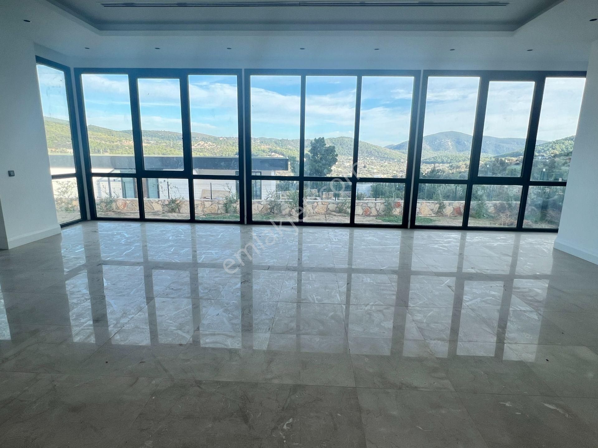 Bodrum Kızılağaç Güvenlikli Sitede Havuzlu Lüks 4+1 Villa - Görsel 28