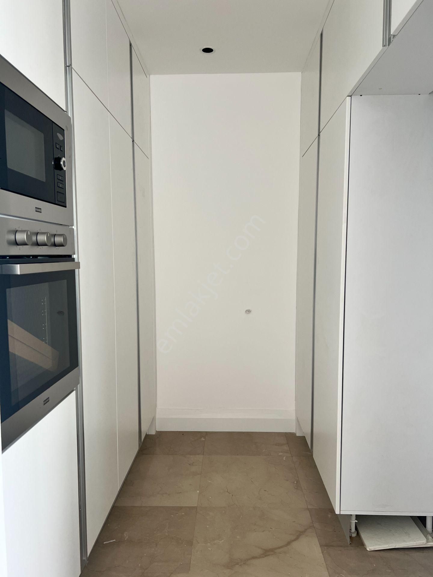 Bodrum Kızılağaç Güvenlikli Sitede Havuzlu Lüks 4+1 Villa - Görsel 23
