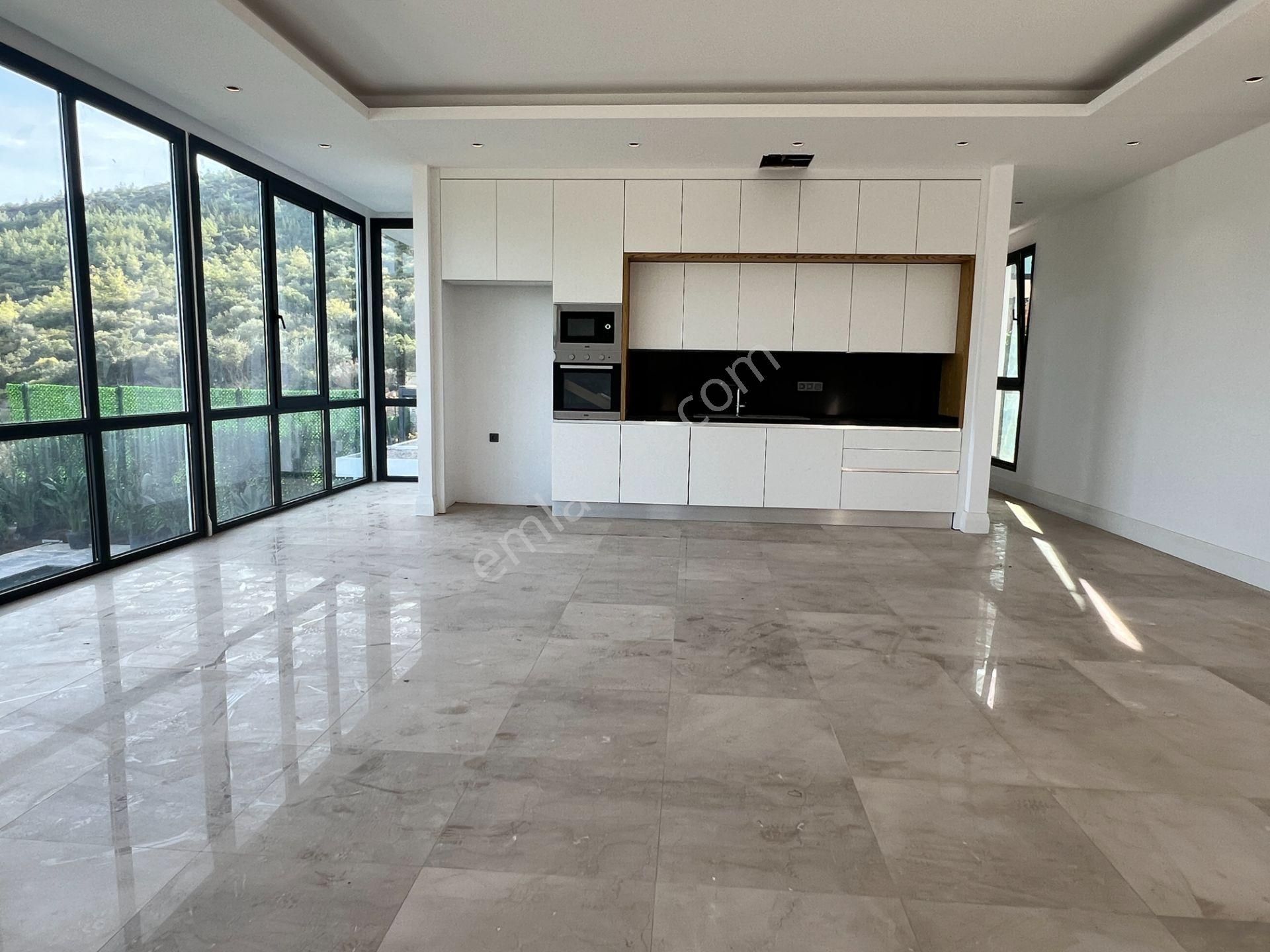 Bodrum Kızılağaç Güvenlikli Sitede Havuzlu Lüks 4+1 Villa - Görsel 4