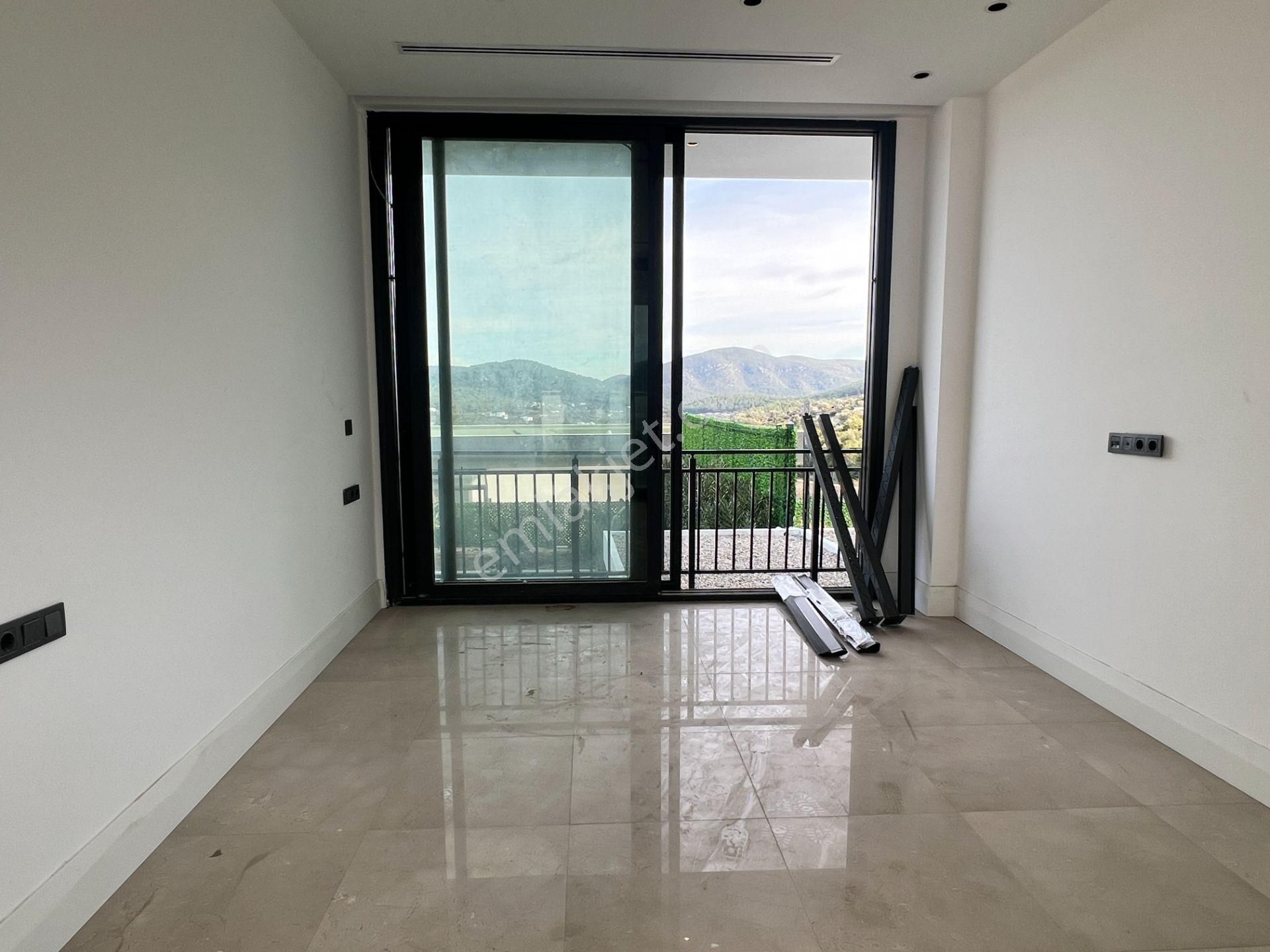Bodrum Kızılağaç Güvenlikli Sitede Havuzlu Lüks 4+1 Villa - Görsel 9