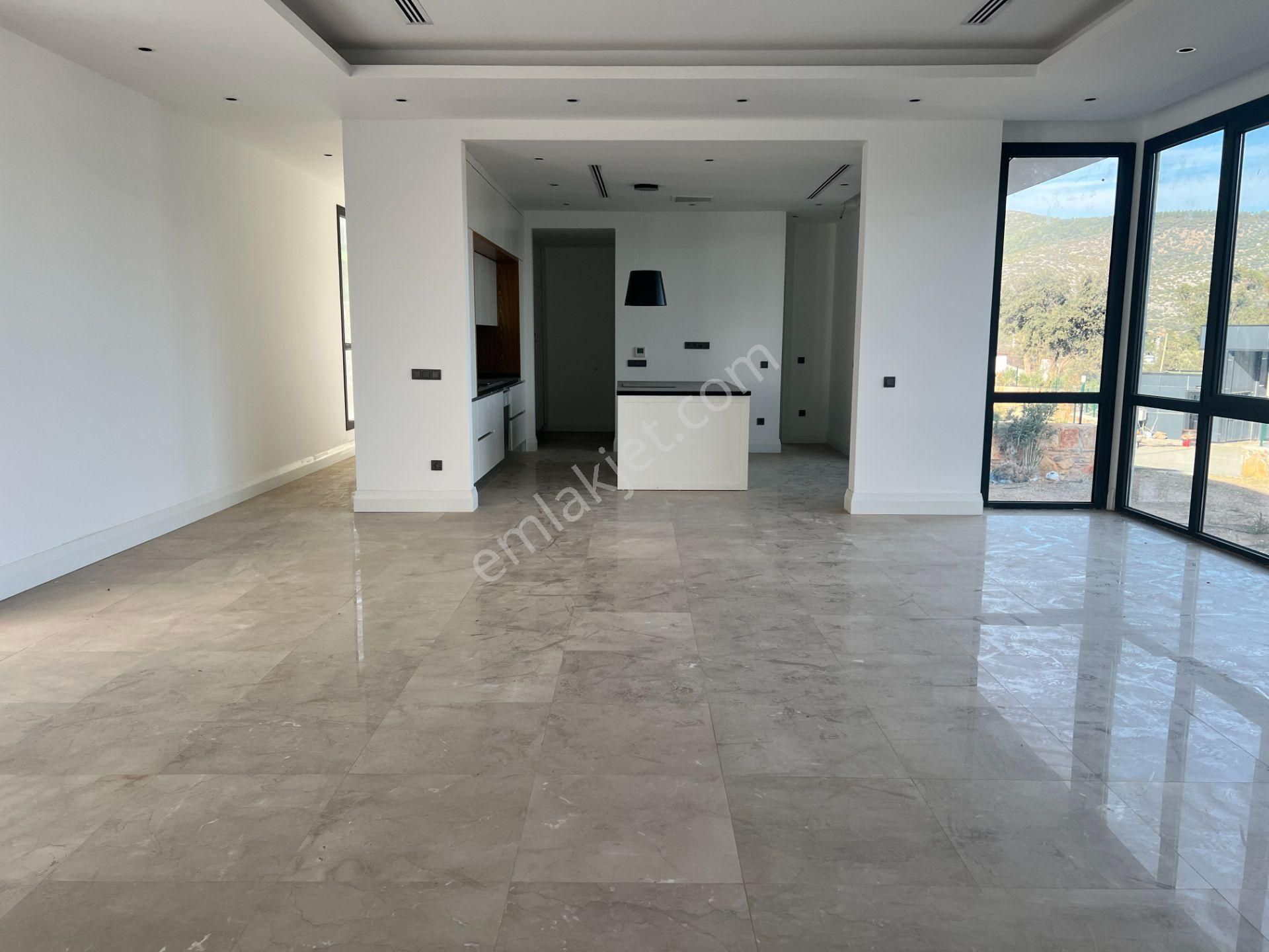 Bodrum Kızılağaç Güvenlikli Sitede Havuzlu Lüks 4+1 Villa - Görsel 19