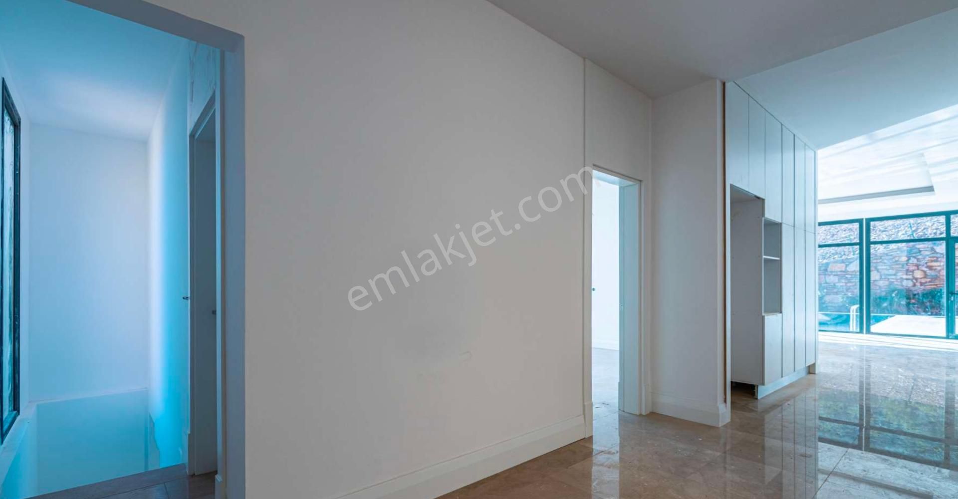 Bodrum Kızılağaç Güvenlikli Sitede Havuzlu Lüks 4+1 Villa - Görsel 31