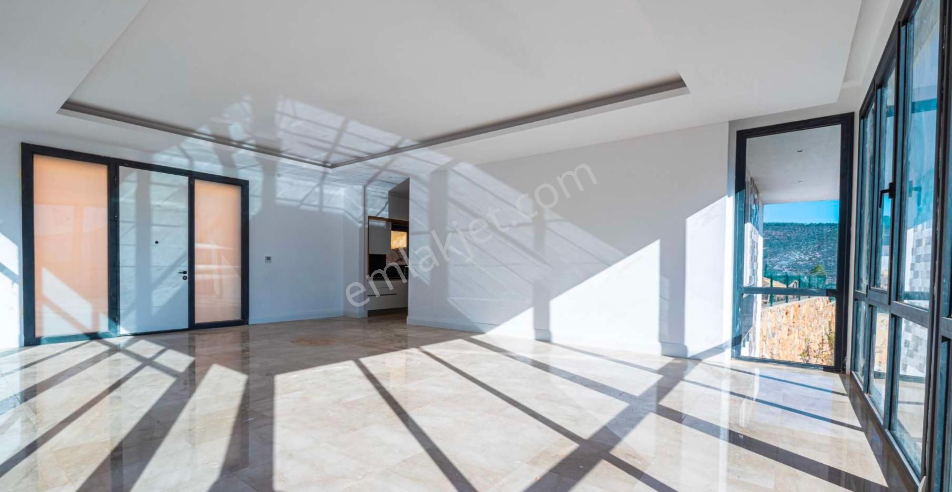 Bodrum Kızılağaç Güvenlikli Sitede Havuzlu Lüks 4+1 Villa - Görsel 32